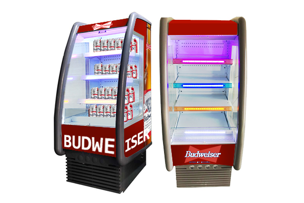 Niestandardowe lodówki Grab & Go z kurtyną powietrzną do promocji piwa Budweiser