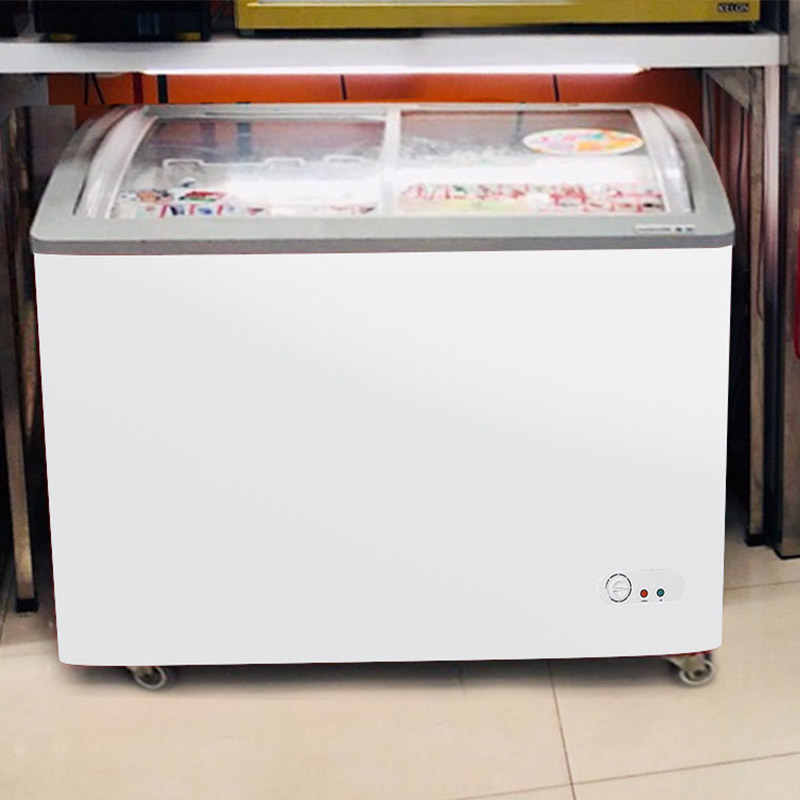 Kulkas Pintonan Dada Premium sareng Freezer sareng Panto Kaca Ngageser Luhur
